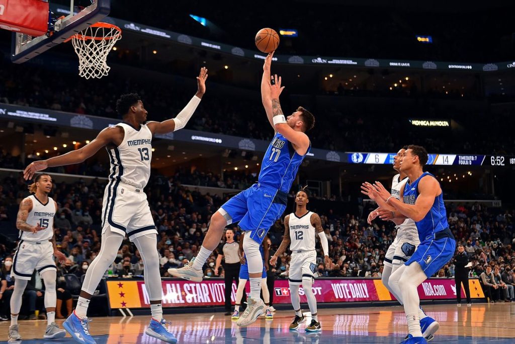 Dallas Mavericks vs Memphis Grizzlies on watch on setantasports.com | Setanta Sports